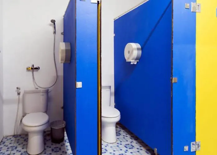 Hostel Cx Legian Kelod